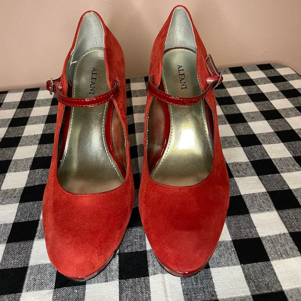 Alfani red heels - Picture 2 of 12
